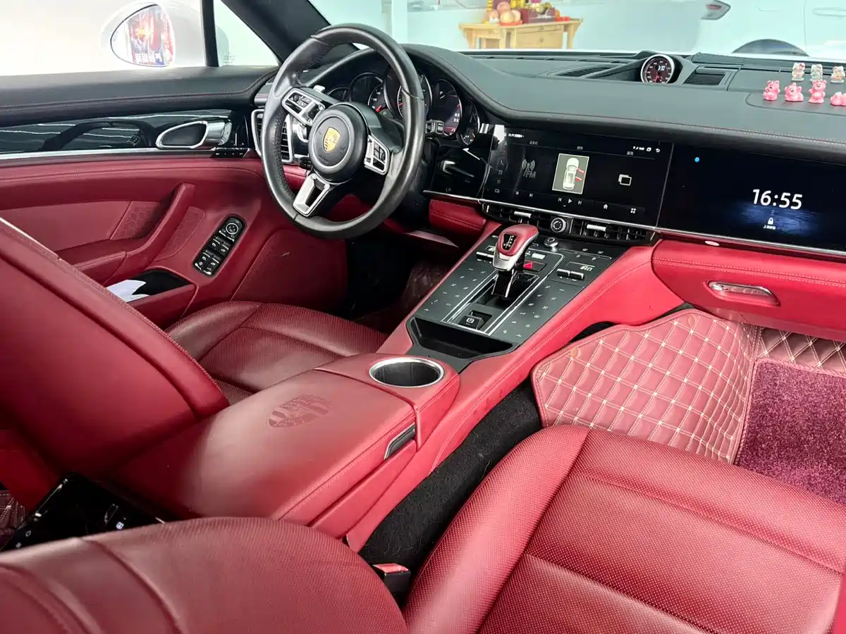 Porsche Panamera 2010 Panamera 4 3.6L фото 8
