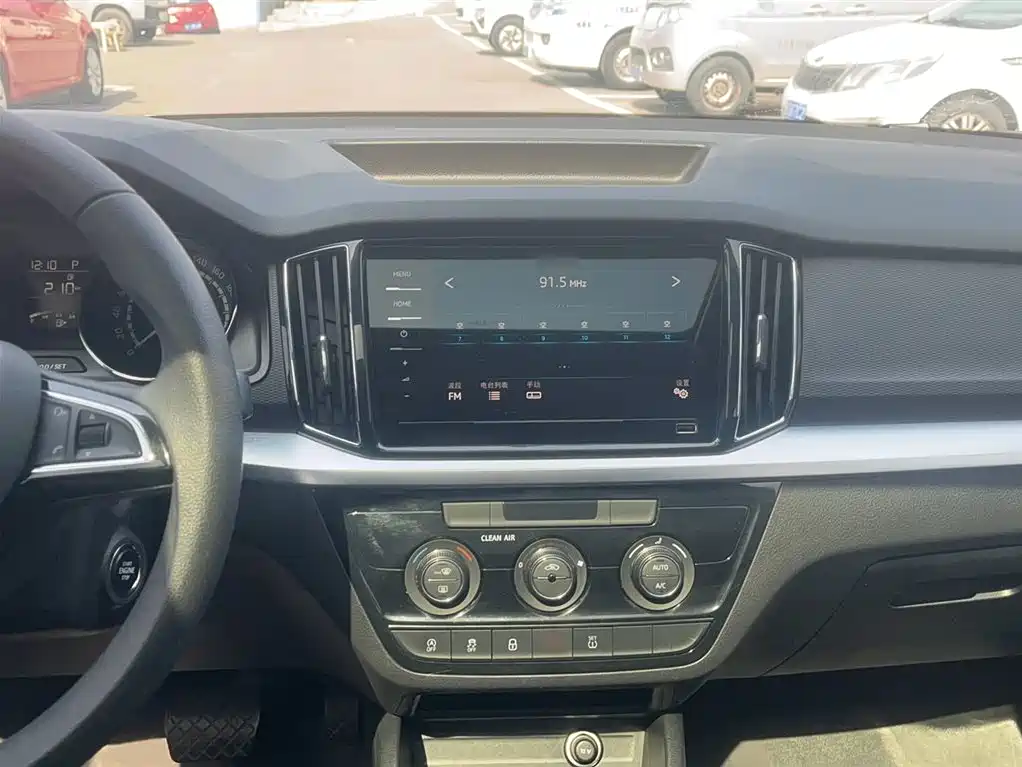 SKODA KOMICK