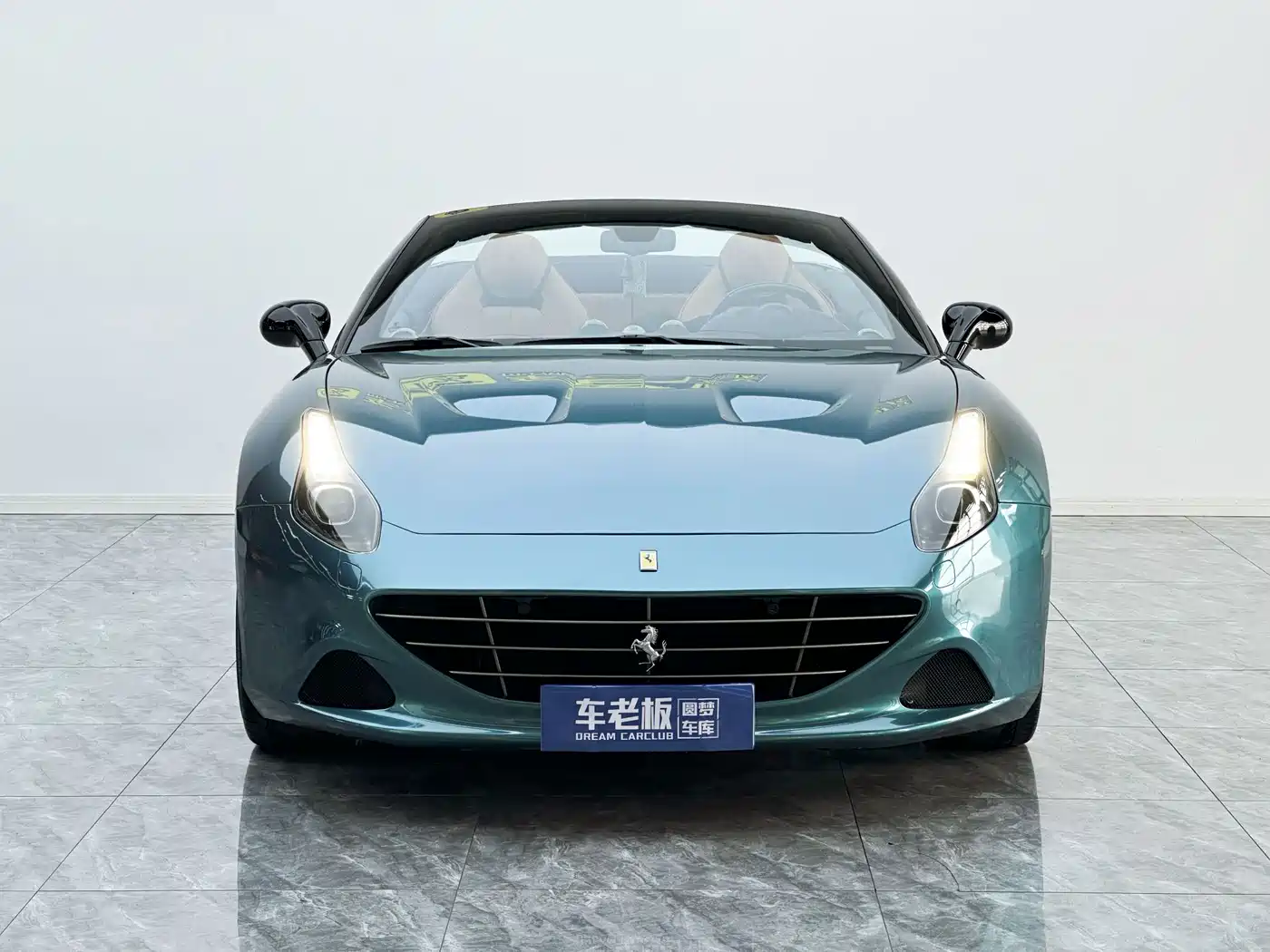 Ferrari California T 2016 2015 3.9T Standard