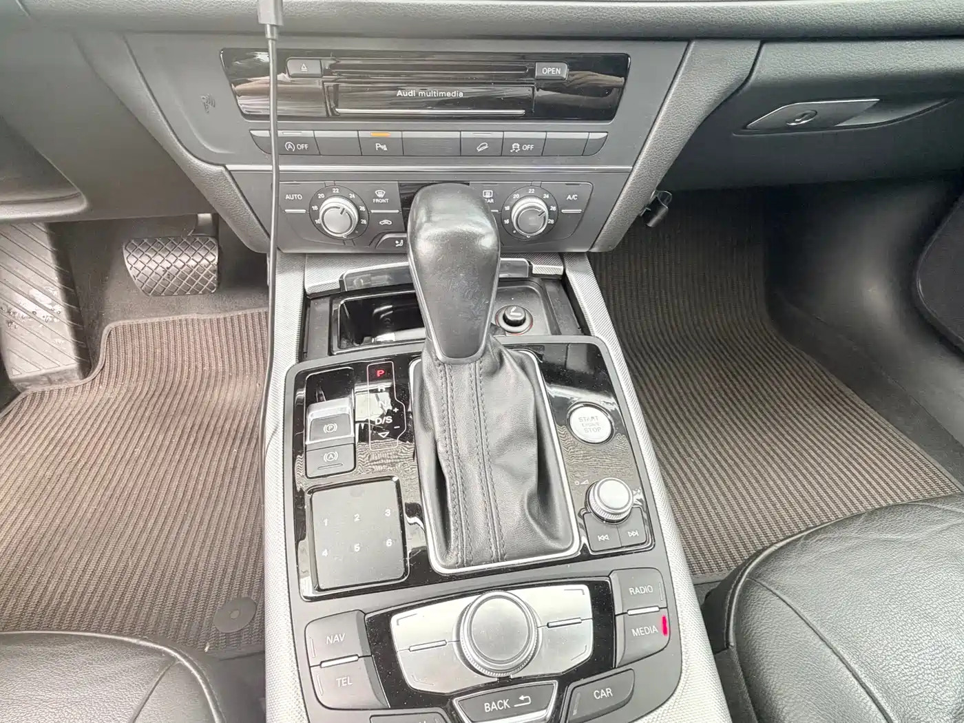 Audi A6 (Import) 2015 3.0T allroad quattro фото 13