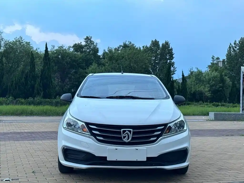 Baojun 310 2016 2016 1.2L Manual Value Edition
