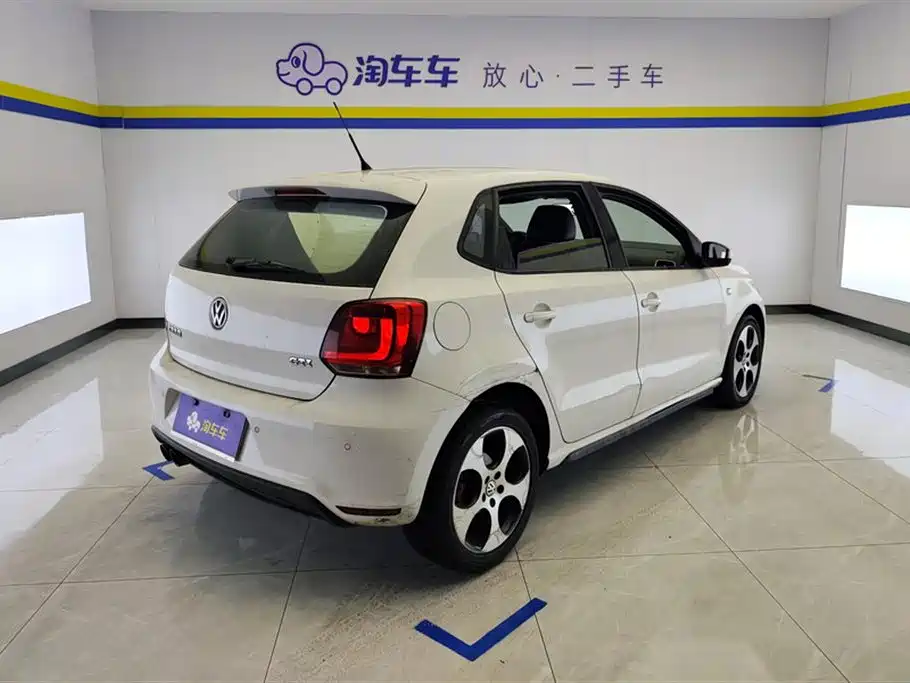 Volkswagen Polo 2012 1.4TSI GTI фото 3