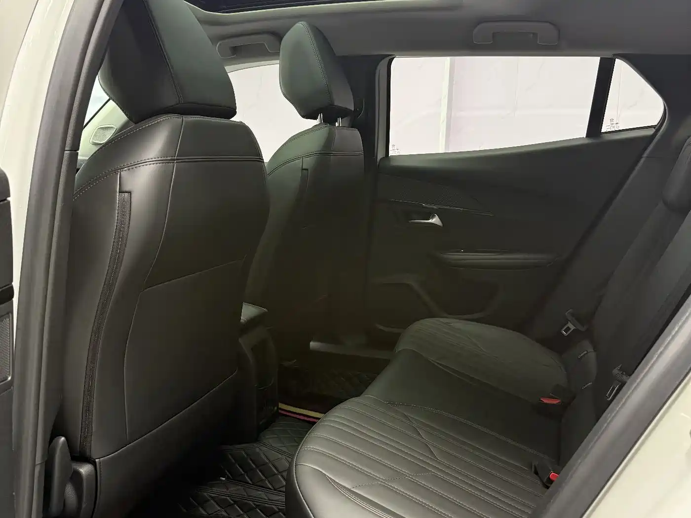 Peugeot 2008 2022 230THP THE ONE фото 14
