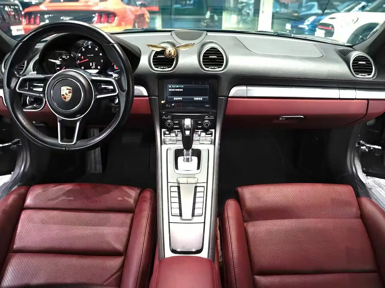 Porsche 718 2018 Cayman 2.0T фото 7