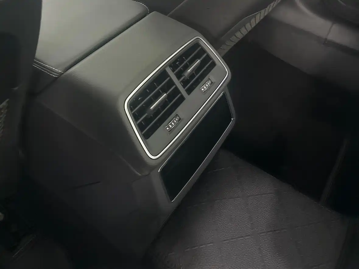 Audi A6L 2024 45 TFSI Premium Dynamic фото 15