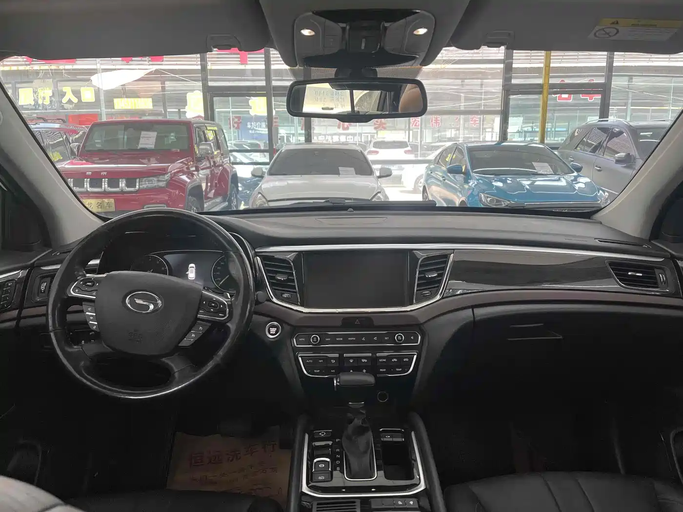 GAC Trumpchi Trumpchi GS8 2017 320T 2WD Luxury Smart Connect (7-seater) фото 3