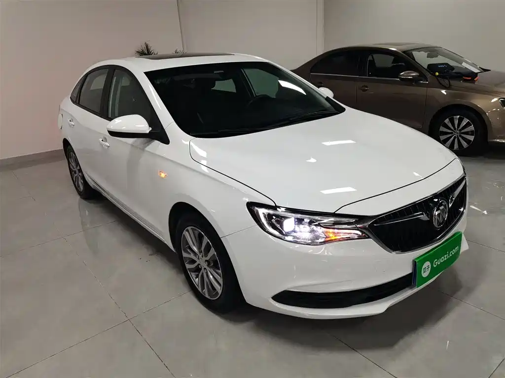 Buick Excelle 2021 Facelift 1.3T Auto Mild Hybrid Elite фото 4