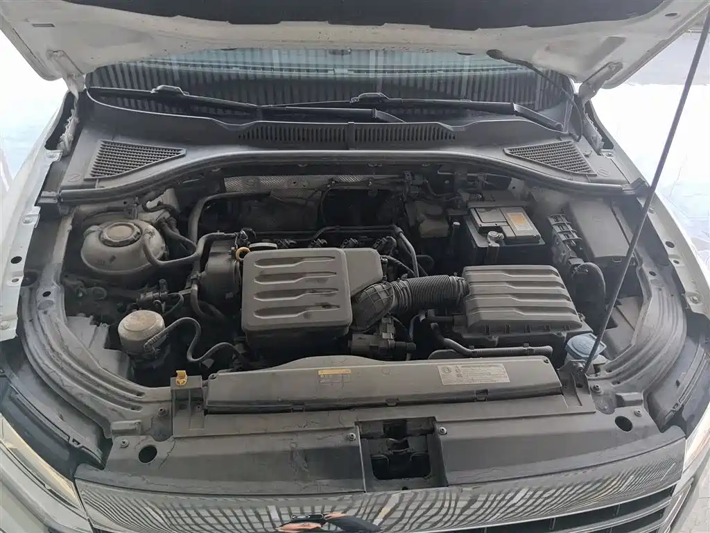 Volkswagen Lavida 2023 1.5L Auto Delight Edition фото 20