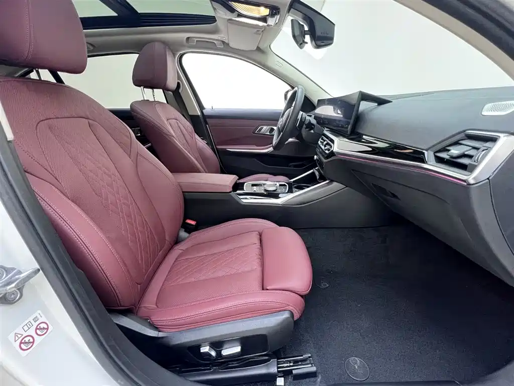 BMW 3 Series 2023 320Li M Sport Package фото 18