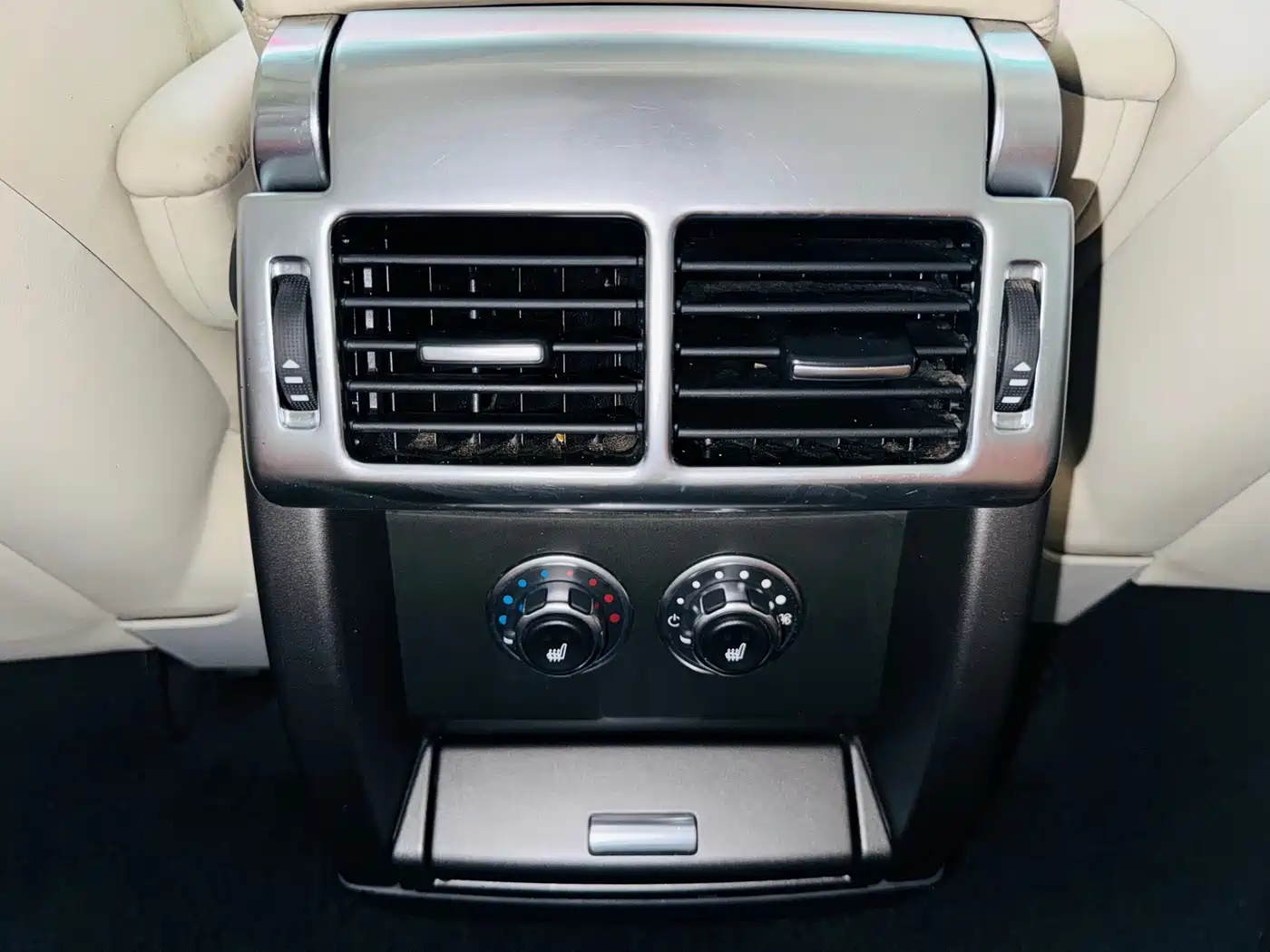 Land Rover Range Rover 2012 5.0 NA V8 фото 8