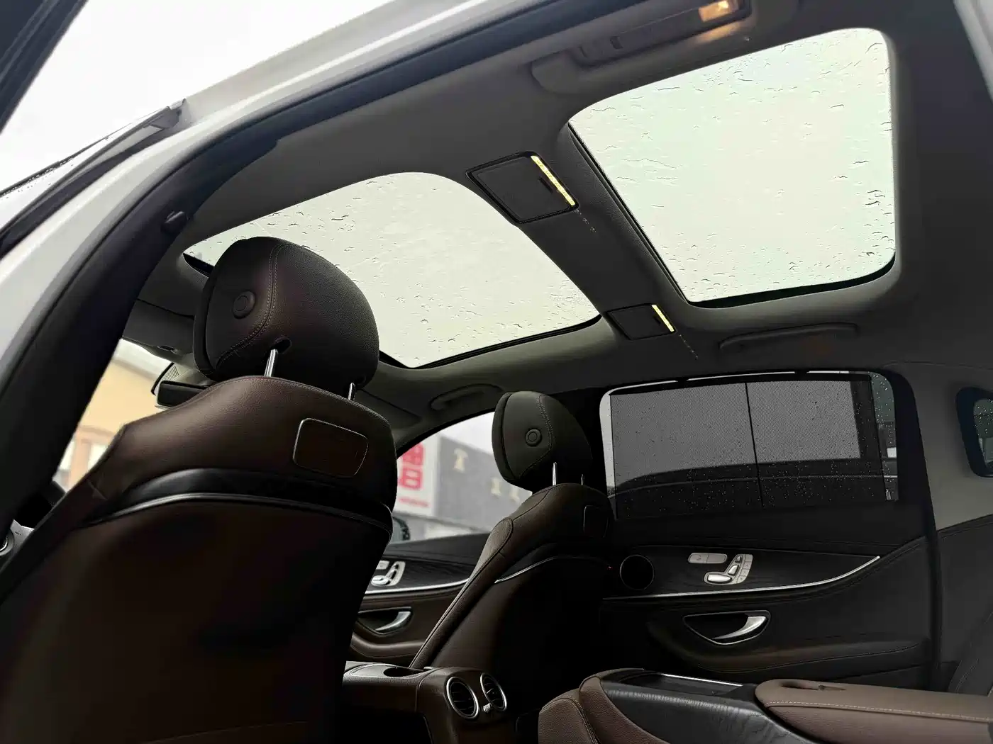 Mercedes-Benz E-Class 2018 E 300 L Sport Luxury фото 10