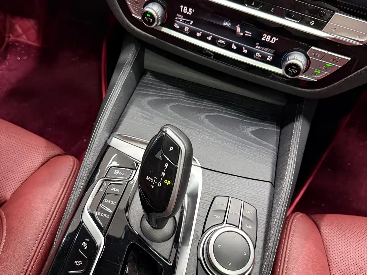 BMW 5 Series 2022 Facelift 530Li Premium M Sport Package фото 12