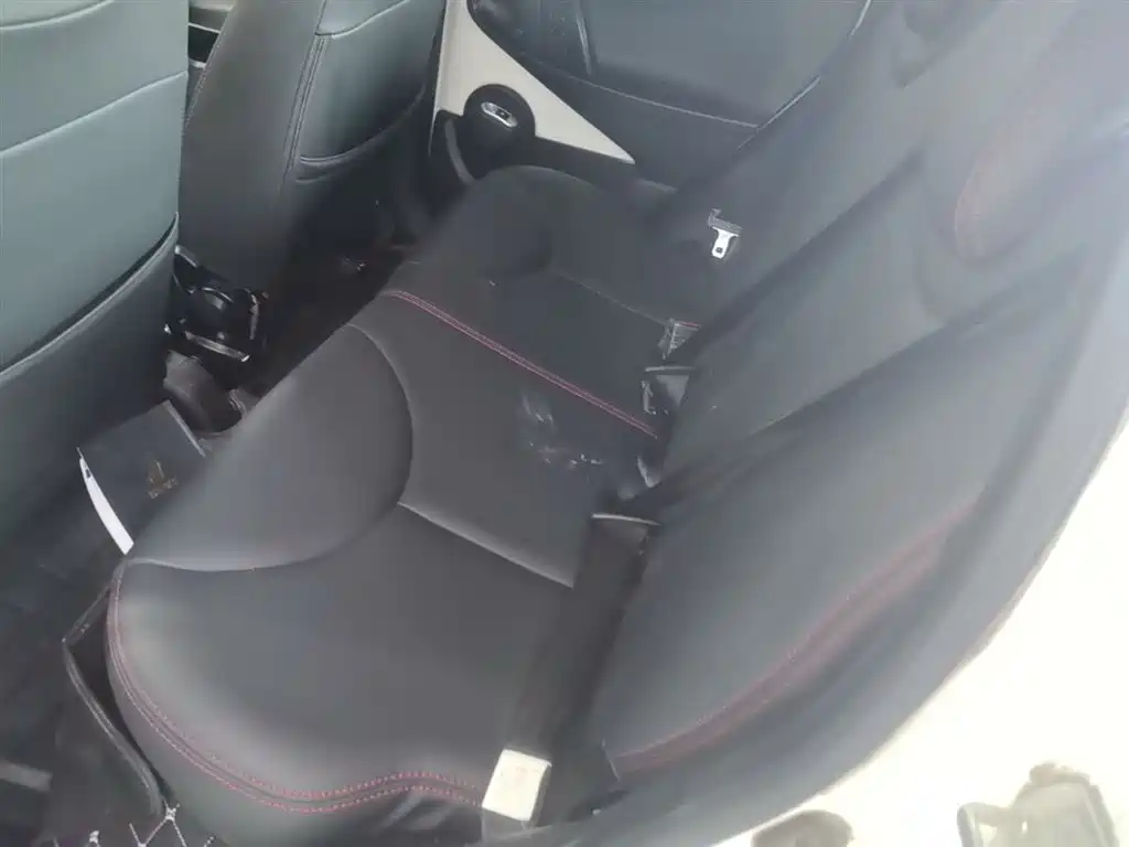 BYD e1 2019 Joy Edition фото 17