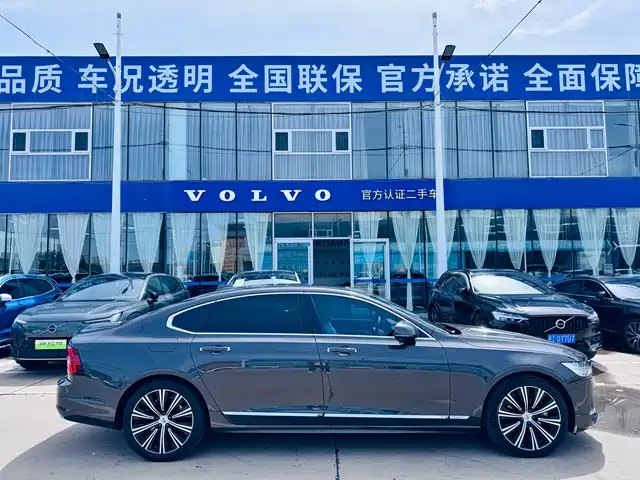 Volvo S90 2023 B5 Intelligent Vision Luxury Edition — фото 3