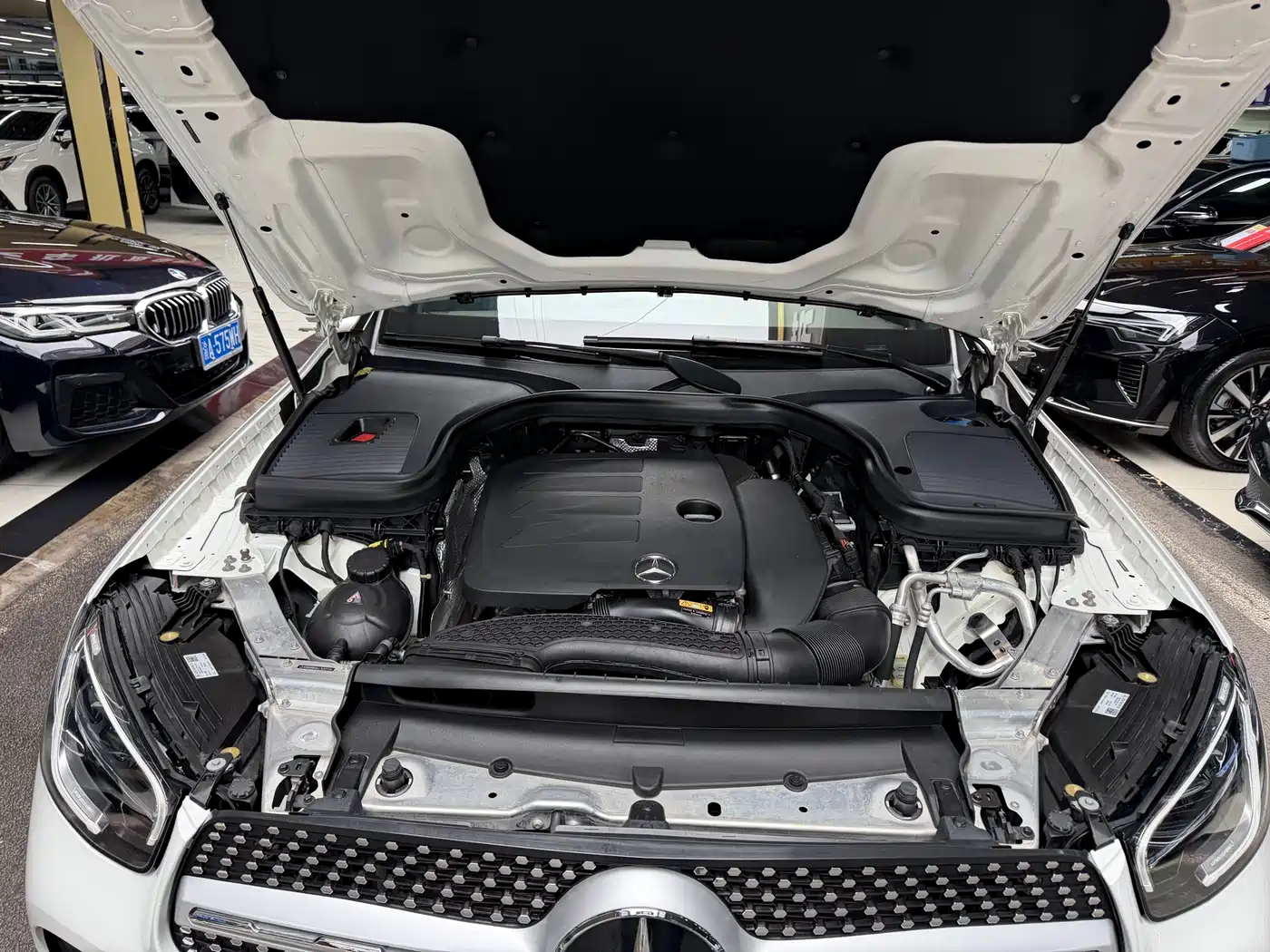 Mercedes-Benz GLC 2020 Facelift GLC 260 L 4MATIC Dynamic фото 32