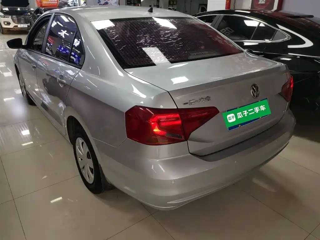 Volkswagen Jetta 2017 1.5L Automatic Fashion фото 23