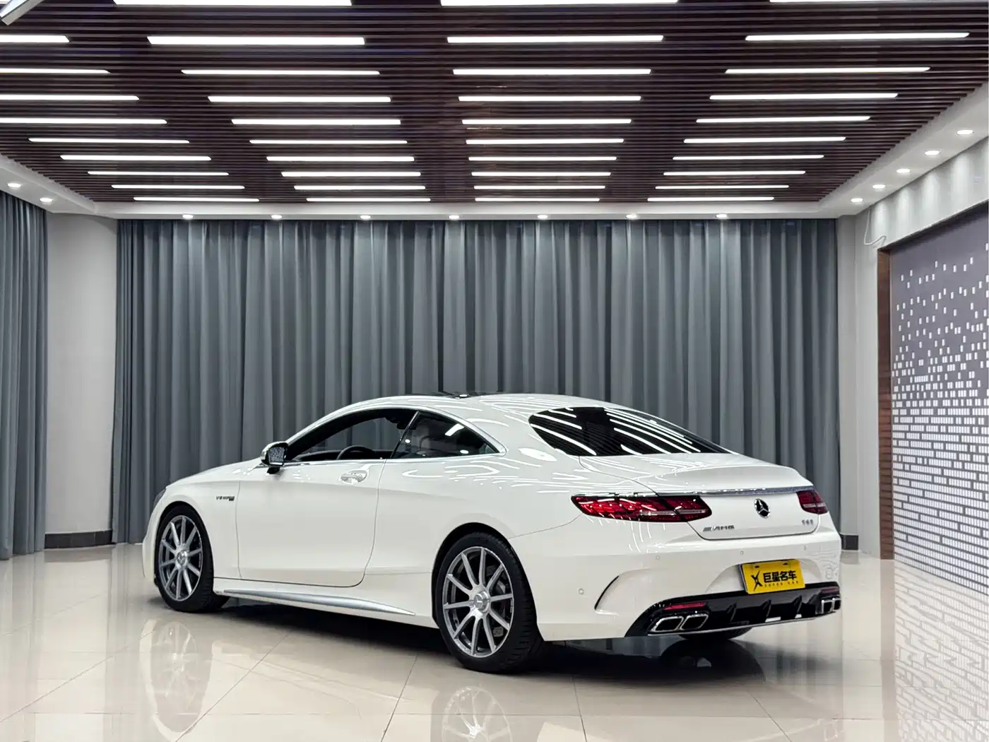 Mercedes-Benz S-Class AMG 2015 AMG S 63 4MATIC Coupe фото 9