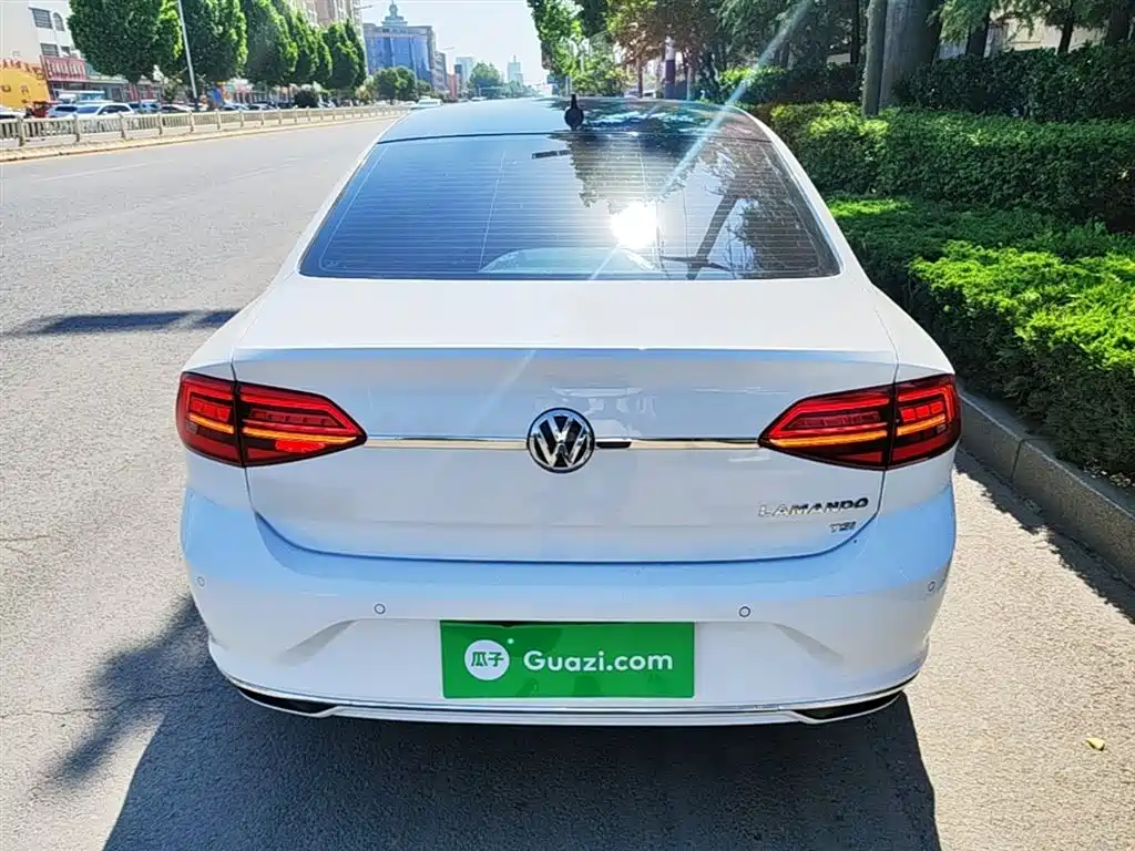 Volkswagen Lamando 2021 230TSI DSG Fashion Edition фото 6