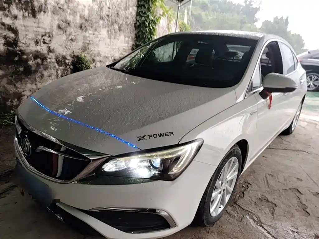 Buick Verano 2018 Sedan 15S Automatic Leading