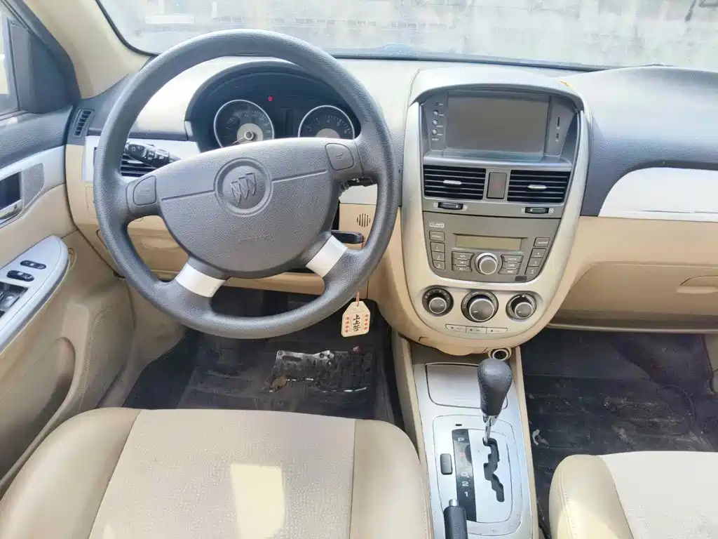 Фото 12 - Buick Excelle