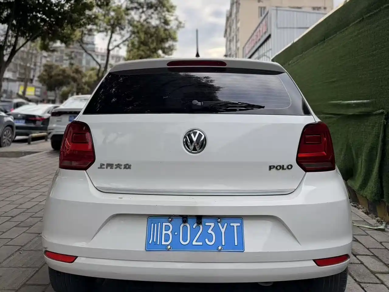 Volkswagen Polo 2016 1.4L Manual Trend фото 9