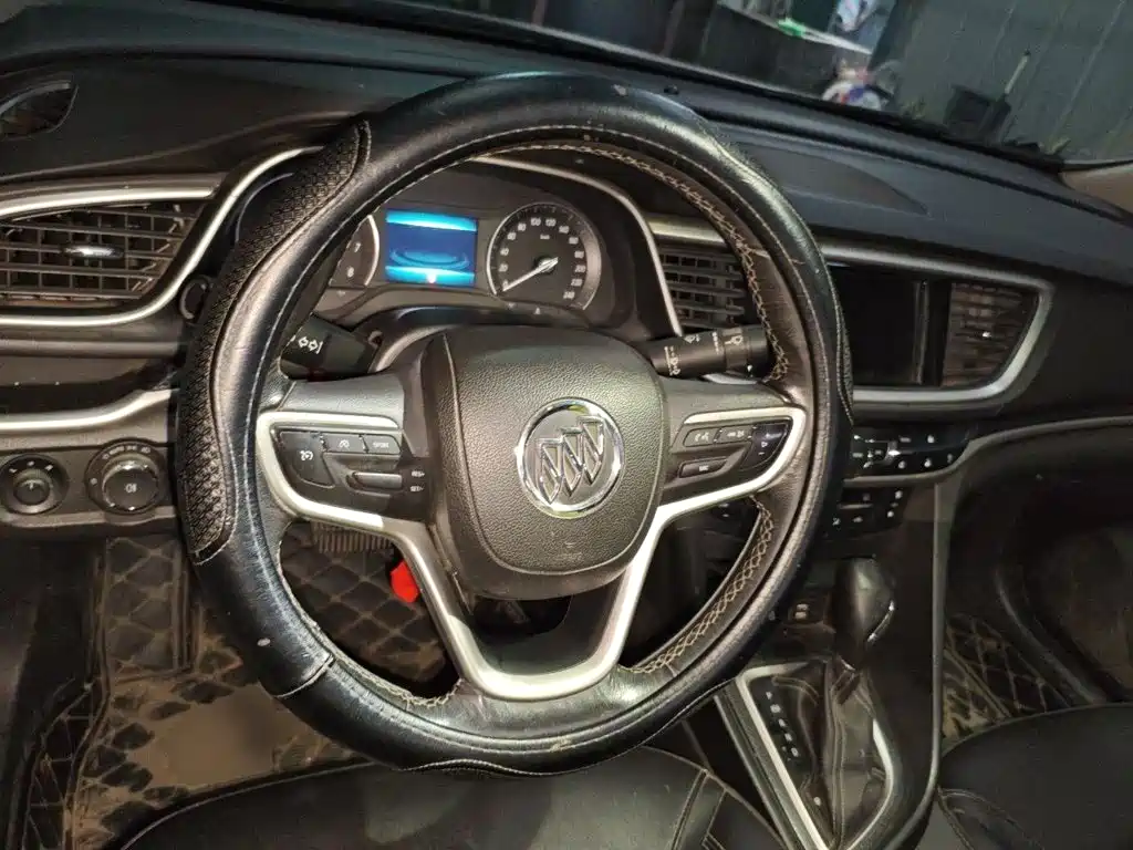 Photo 11 - Buick Excelle
