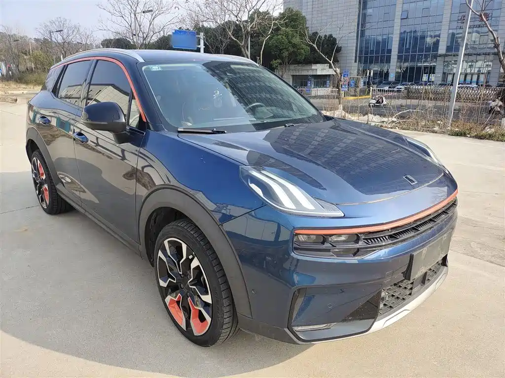 Lynk & Co 06 2020 1.5T Halo фото 22