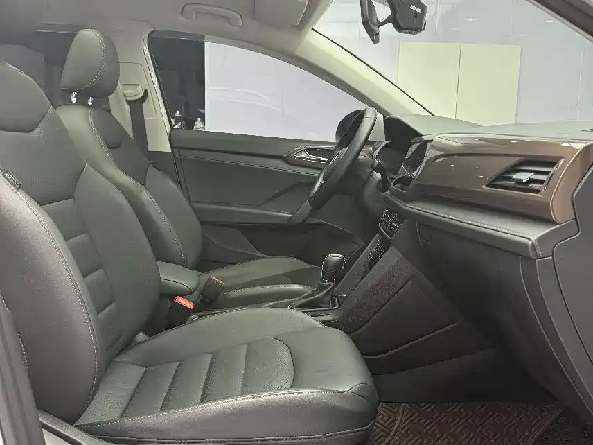 Volkswagen Tharu 2022 280TSI FWD Luxury Edition фото 16