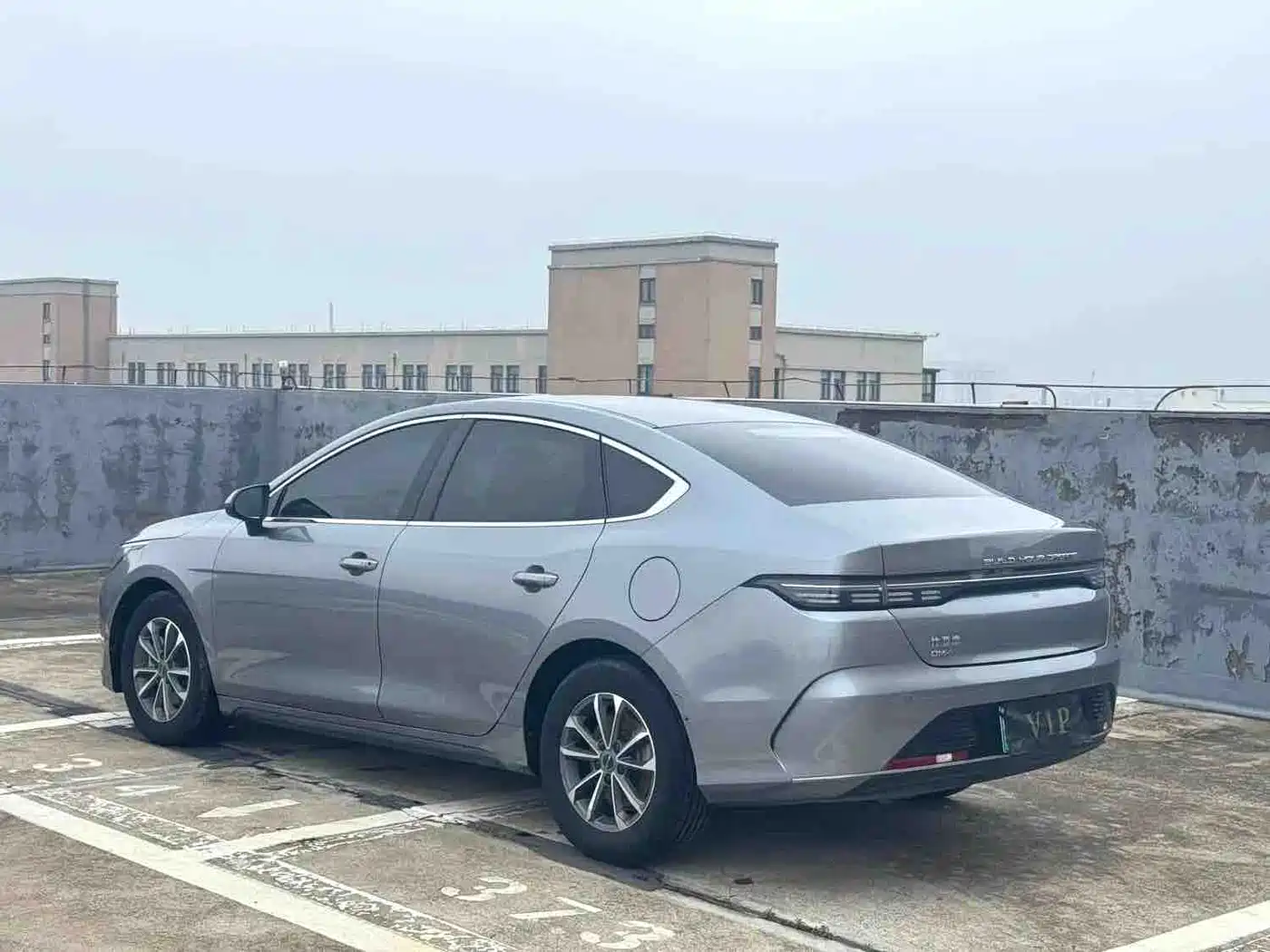 BYD Destroyer 05 2024 Glory Edition DM-i 55KM Luxury фото 4