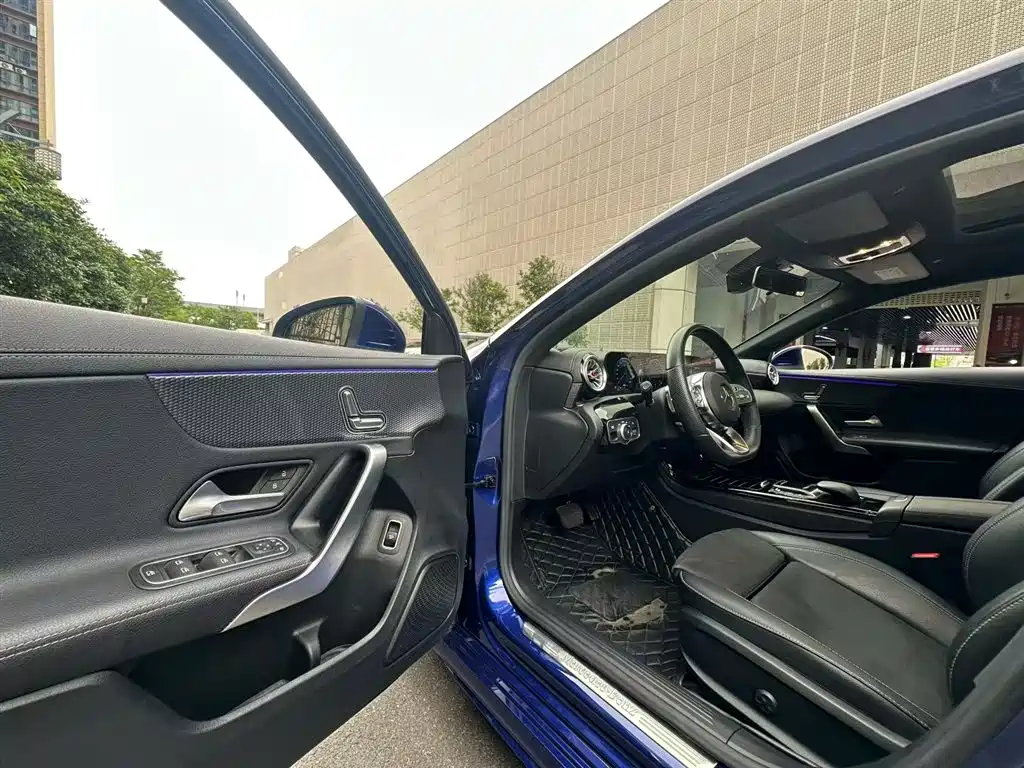 Mercedes-Benz A-Class 2020 Facelift A 200 L Sport Sedan Fashion фото 9