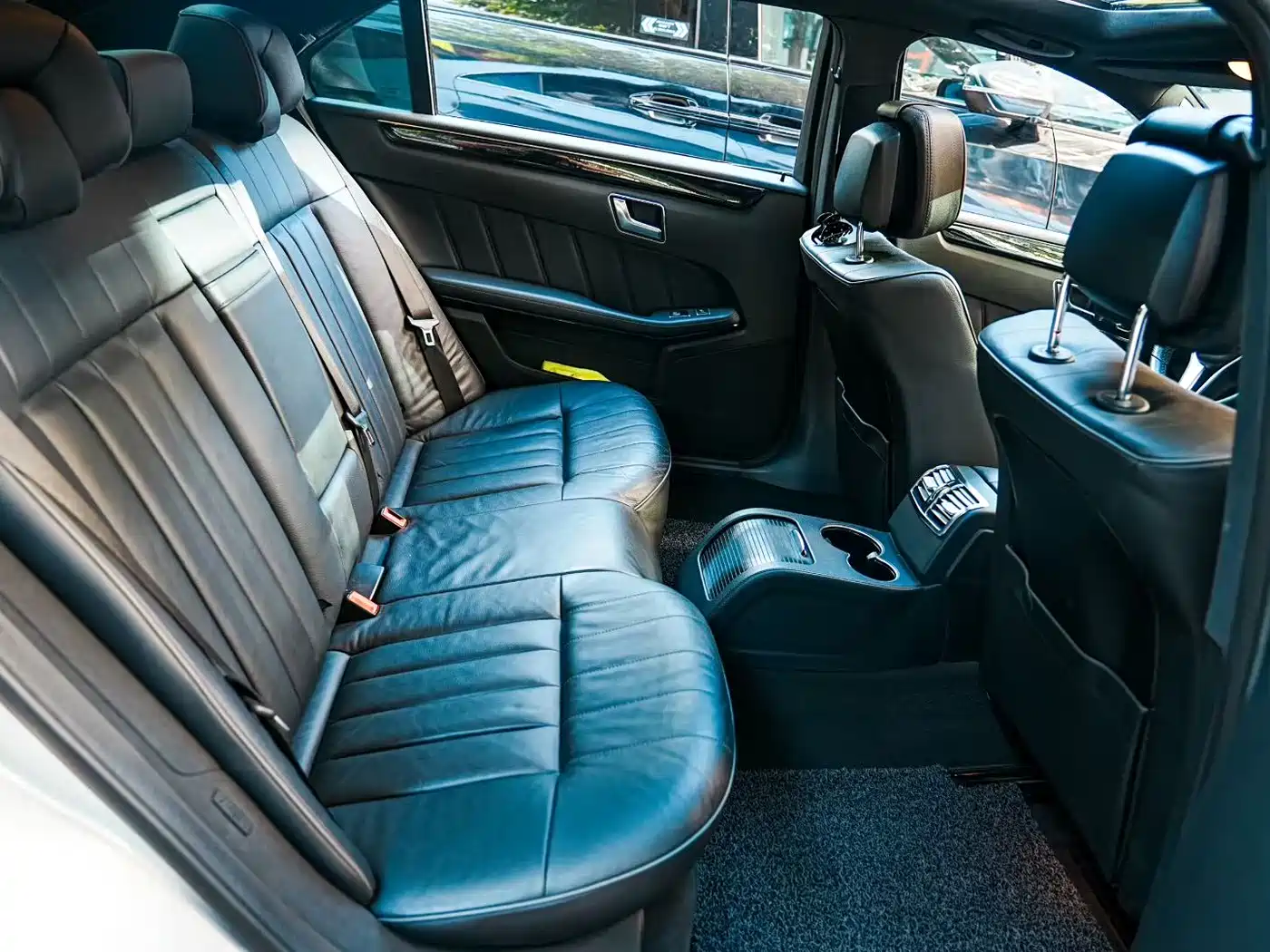 Mercedes-Benz E-Class 2015 E 260 L Sport Luxury фото 6