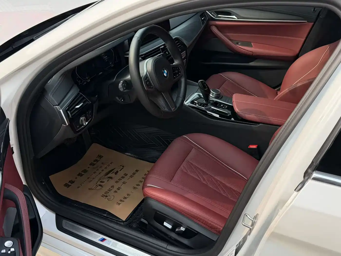 BMW 5 Series 2021 Facelift 530Li Leading M Sport Package фото 4