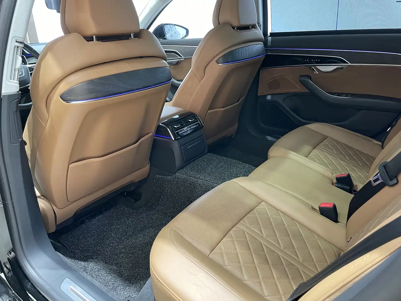 Audi A8 2021 A8L 50 TFSI quattro Comfort фото 18
