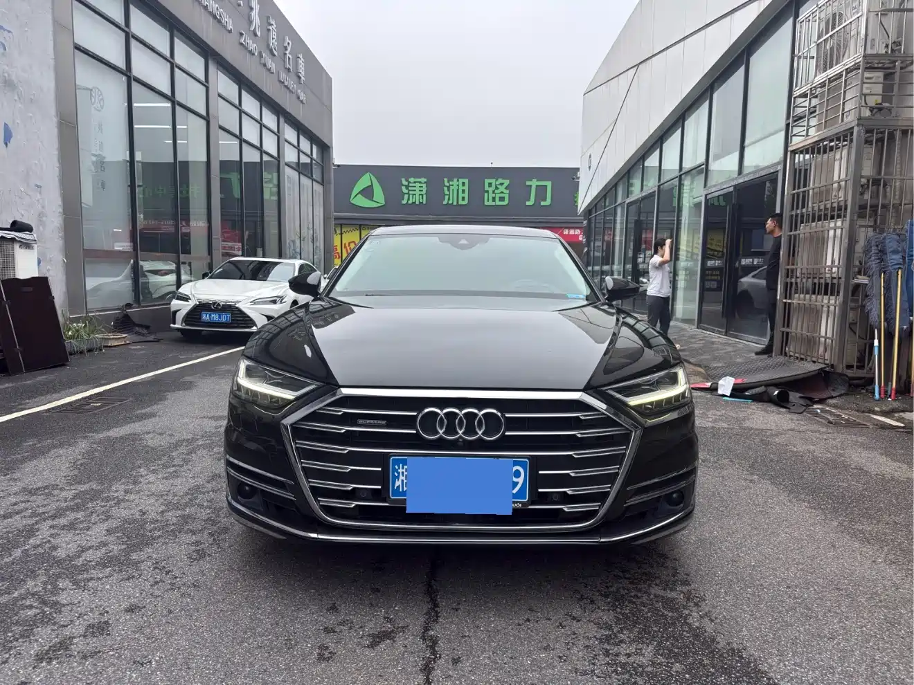 Audi A8 2019 Plus A8L 55 TFSI quattro Luxury фото 2