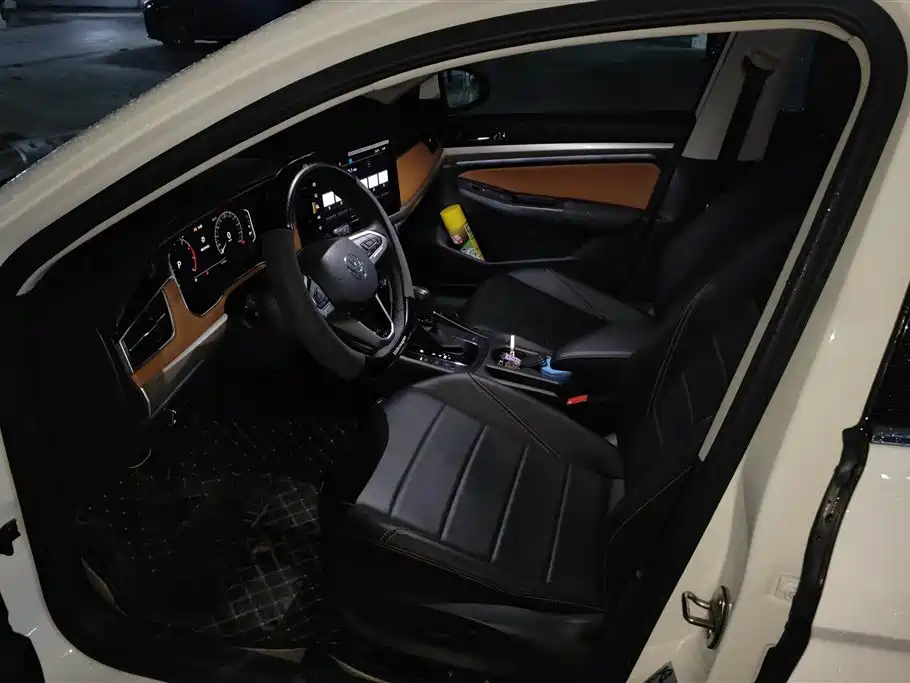 Volkswagen Bora 2024 200TSI DSG Joy Ride PRO Edition фото 9