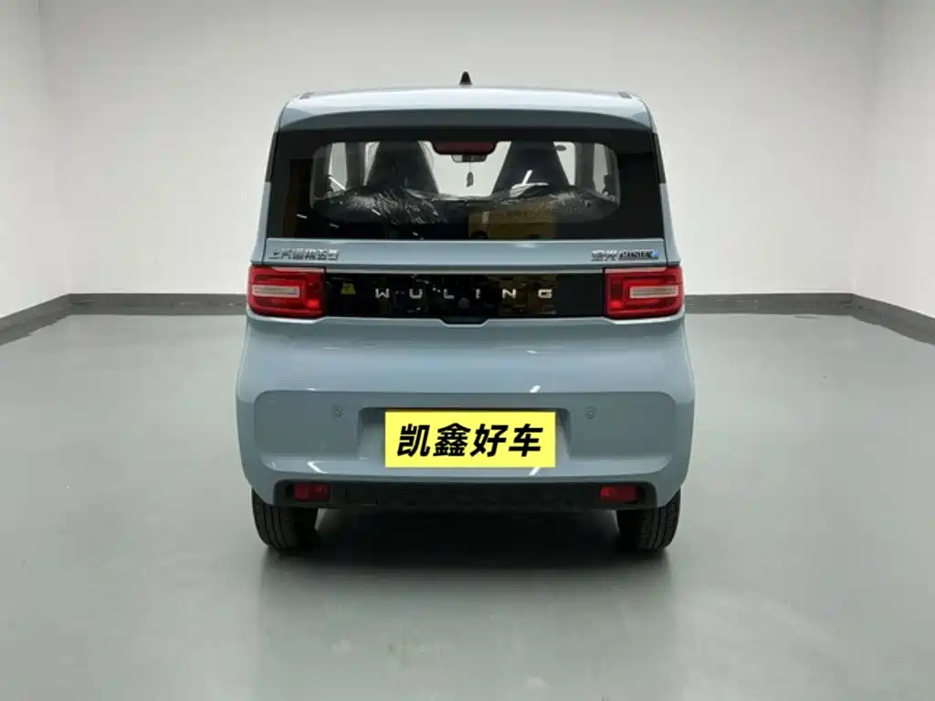 WULING AUTOMOBILE HONGGUANG MINIEV