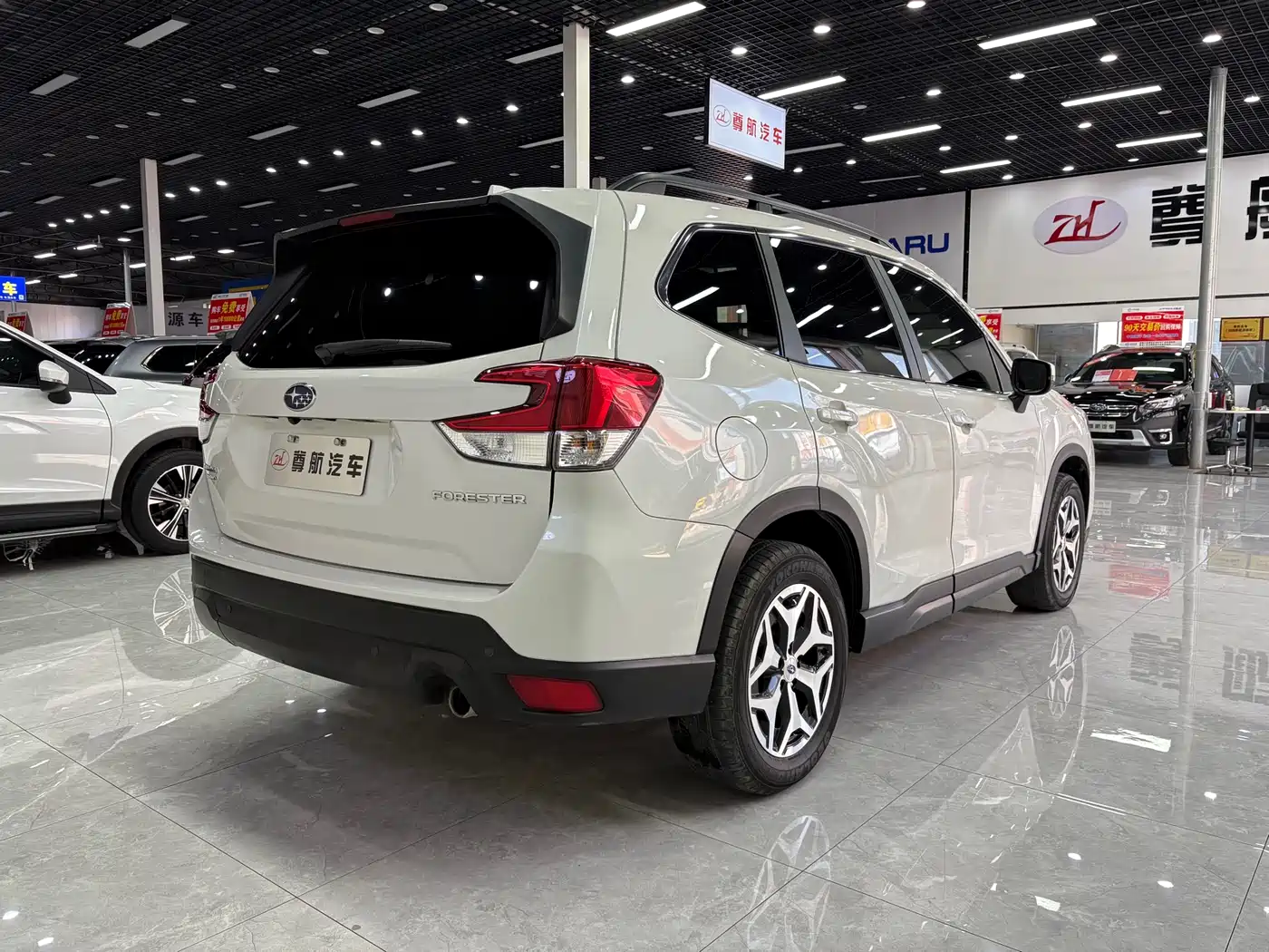 Subaru Forester 2020 2.0i Luxury Edition EyeSight фото 8
