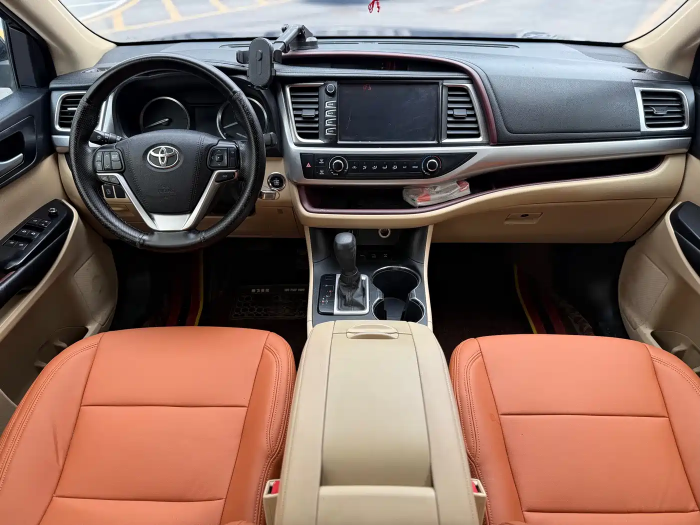 Toyota Highlander 2015 2.0T AWD Elite Edition 7-seater фото 5