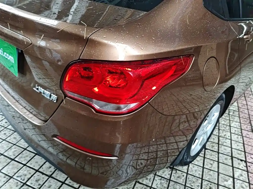 Chevrolet Cavalier 2019 320 Auto Sunroof Enjoyment Edition фото 8