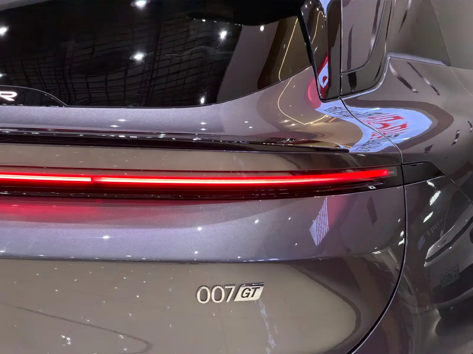 Фото 4 - ZEEKR 007GT