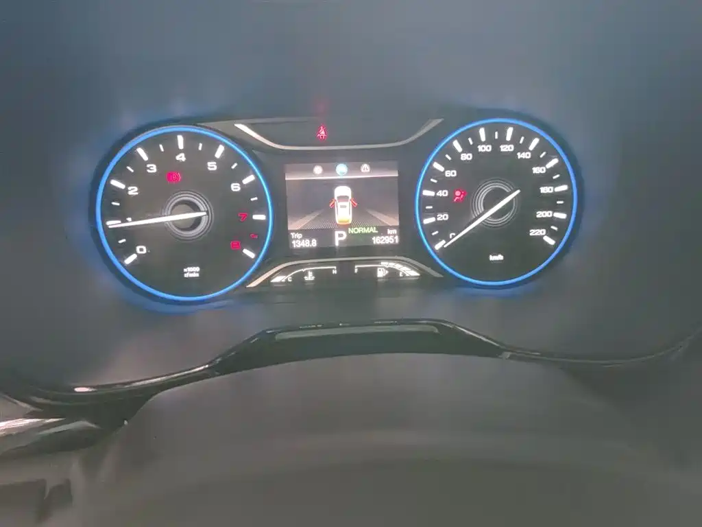 GAC Trumpchi Trumpchi GS4 2019 270T Automatic 2WD Luxury Smart Connect Edition фото 5