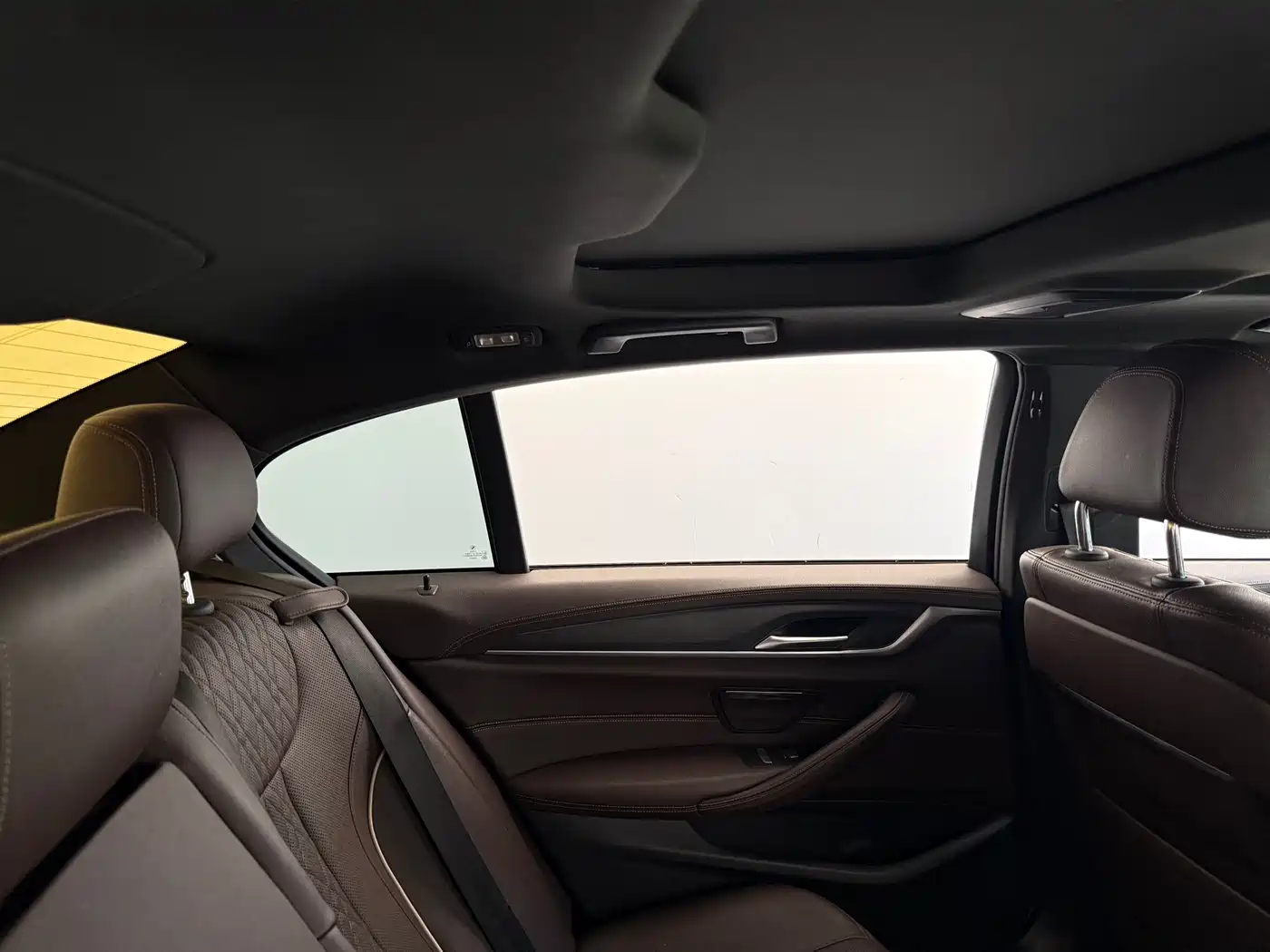 BMW 5 Series 2022 530Li Leading M Sport Package фото 10
