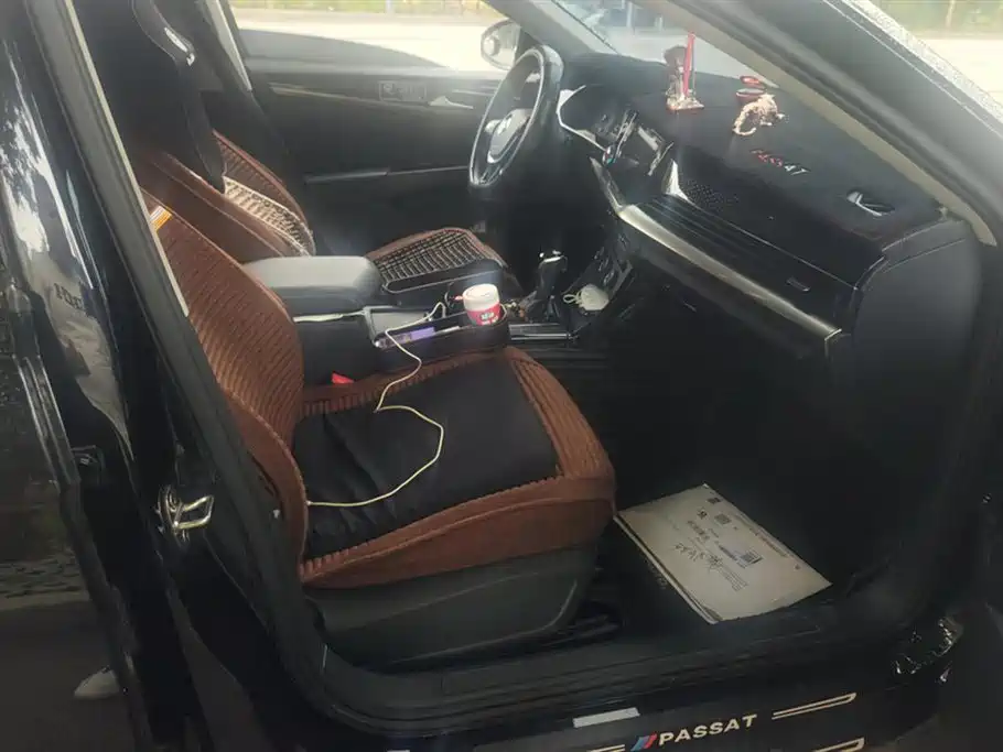 Volkswagen Passat 2019 Model 280TSI Business Edition China VI фото 8