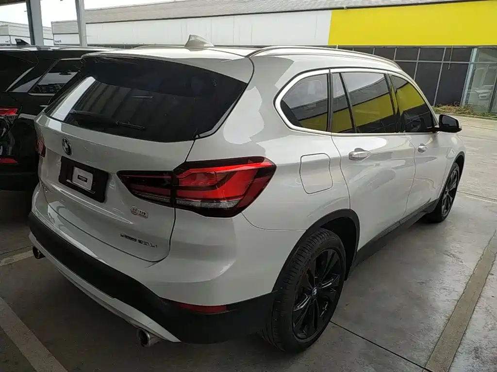 BMW X1 2021 Facelift sDrive20Li Fashion фото 7
