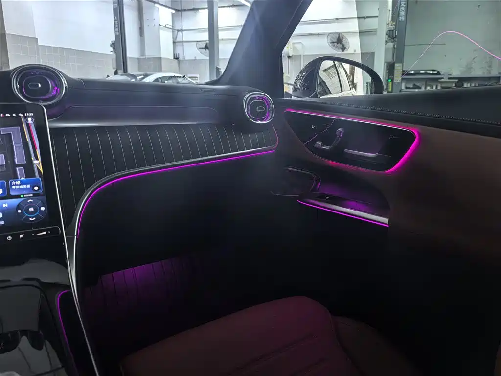 MERCEDES-BENZ GLC