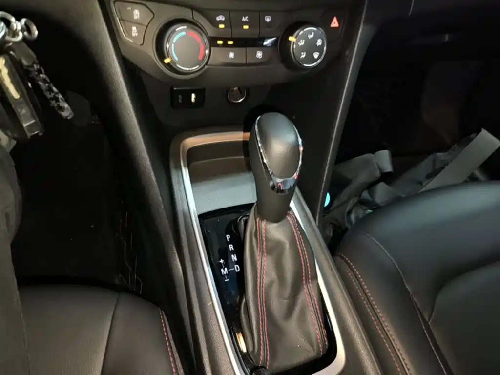 Chevrolet Monza 2022 Mild Hybrid RS 330T Automatic Comfort Edition фото 14