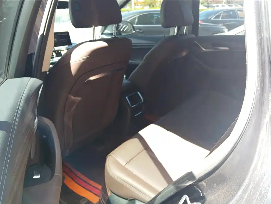 BMW X3 2022 Facelift xDrive30i Leading M Shadow Edition фото 11