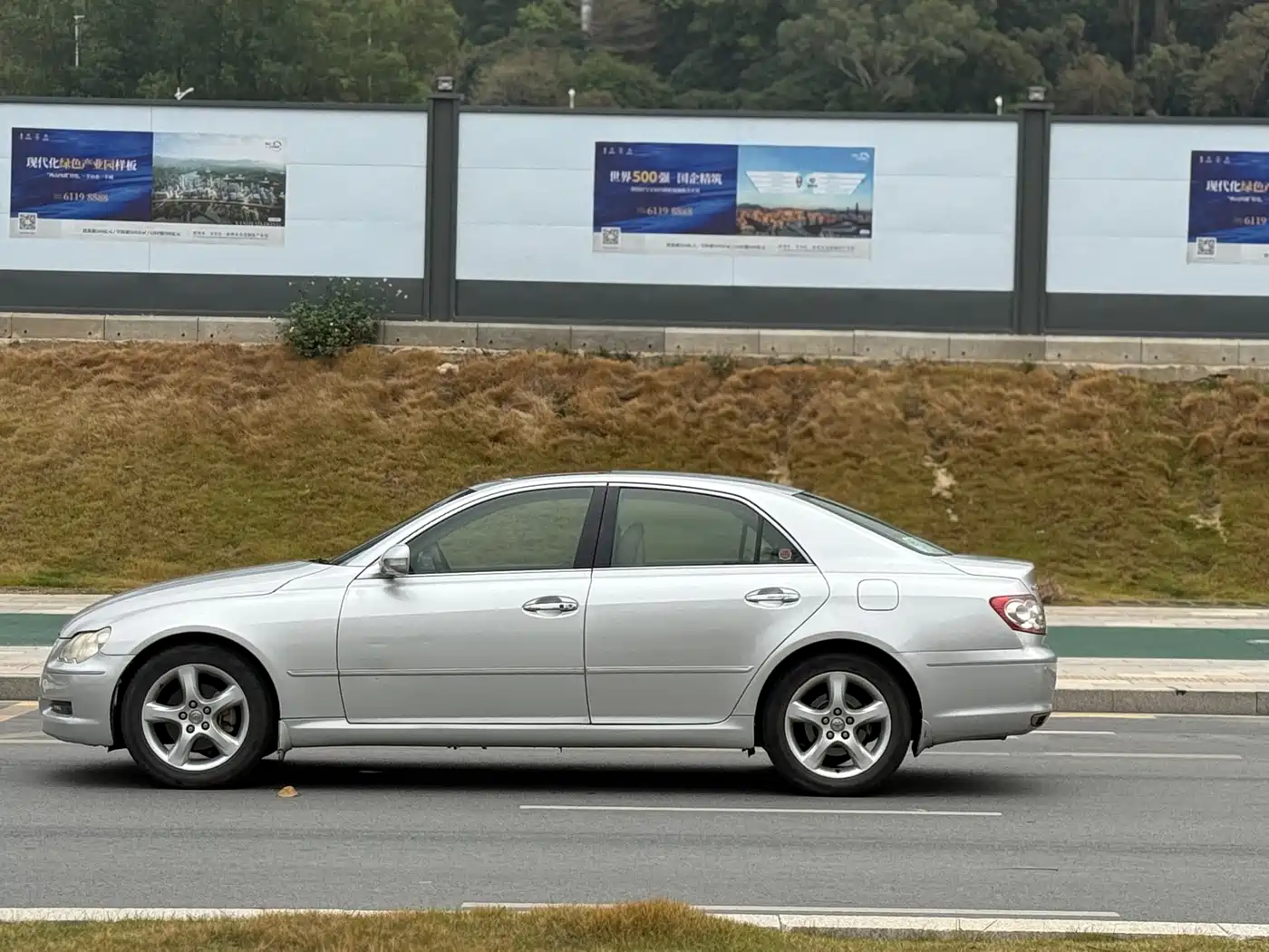Toyota Reiz 2010 2.5V Style Luxury Navigation Edition фото 5