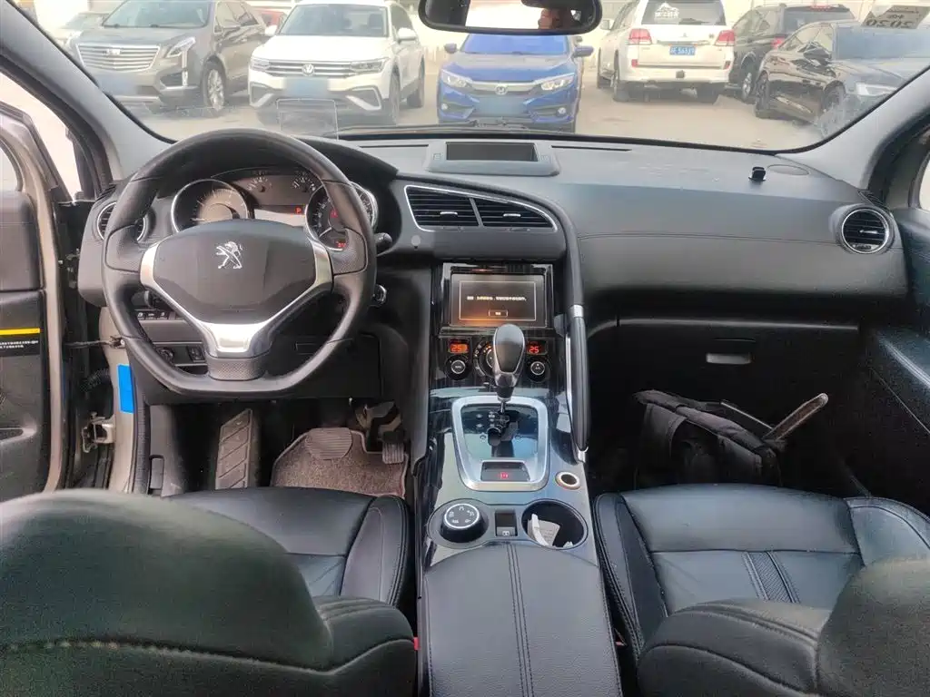 Peugeot 3008 2015 1.6THP Automatic Top Style Edition фото 6