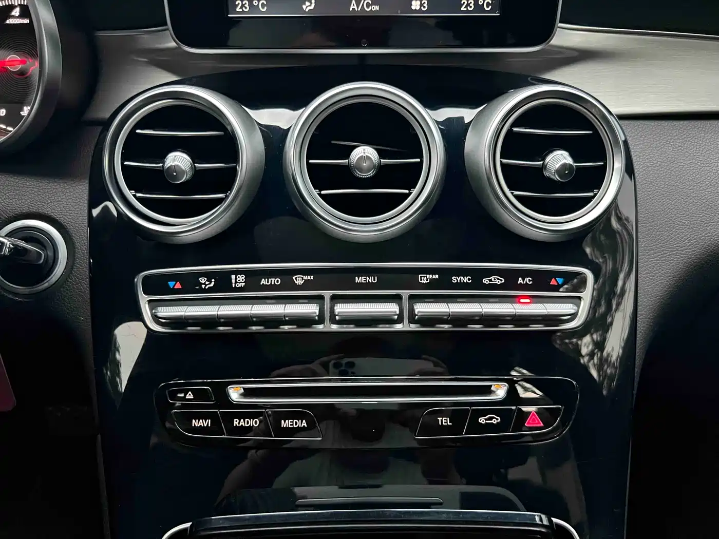 Mercedes-Benz GLC 2017 GLC 200 4MATIC фото 21